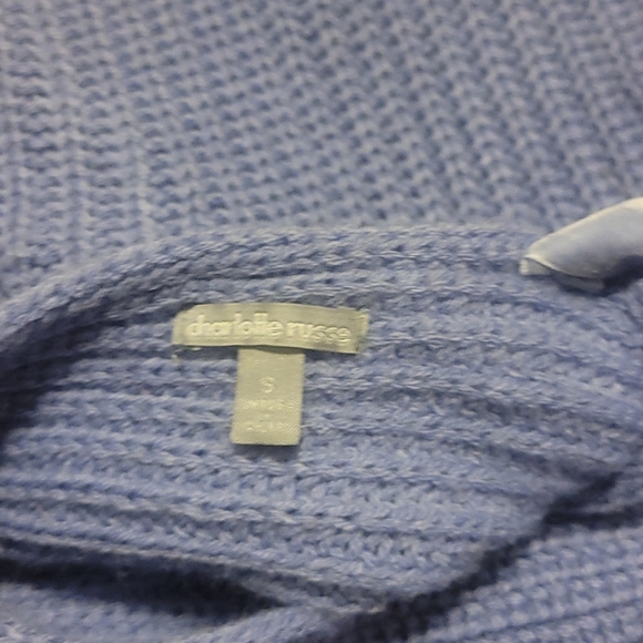 Sweater - Picture 3 of 3